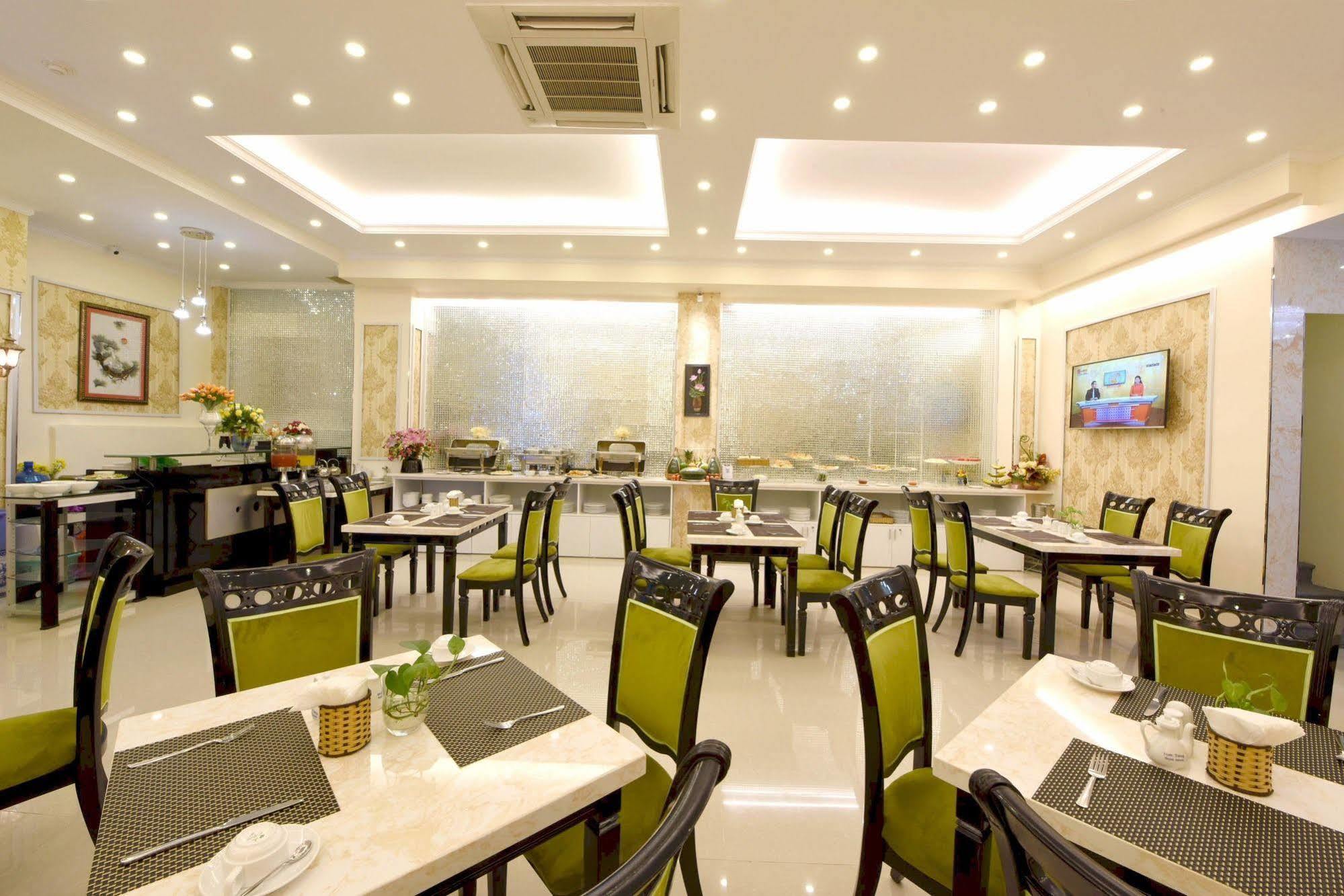 Ruby Saigon Hotel - Le Thanh Ton Ho-Chi-Minh-Stadt Exterior foto