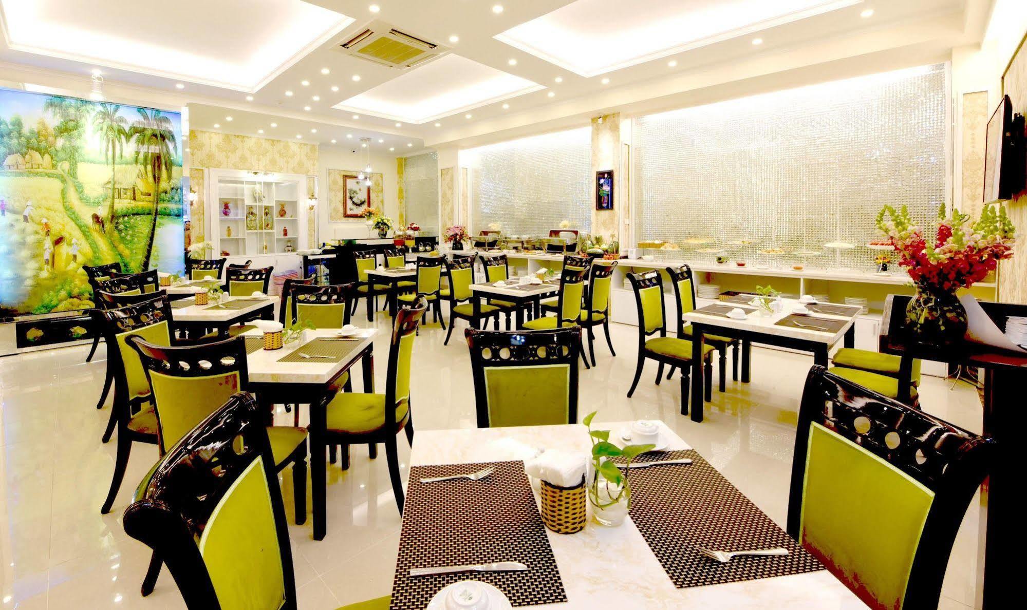 Ruby Saigon Hotel - Le Thanh Ton Ho-Chi-Minh-Stadt Exterior foto